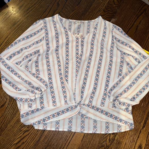 Pink Republic Tops - NWT Pink Republic Print Blouse